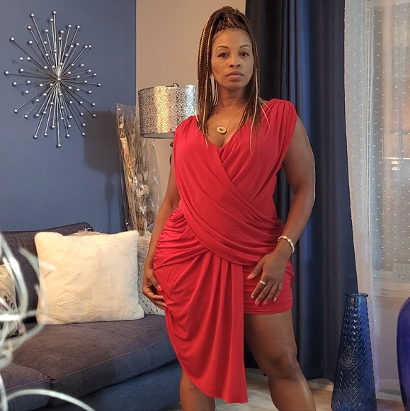 Meet your Posher, Tatrika - Picture 2 of 2